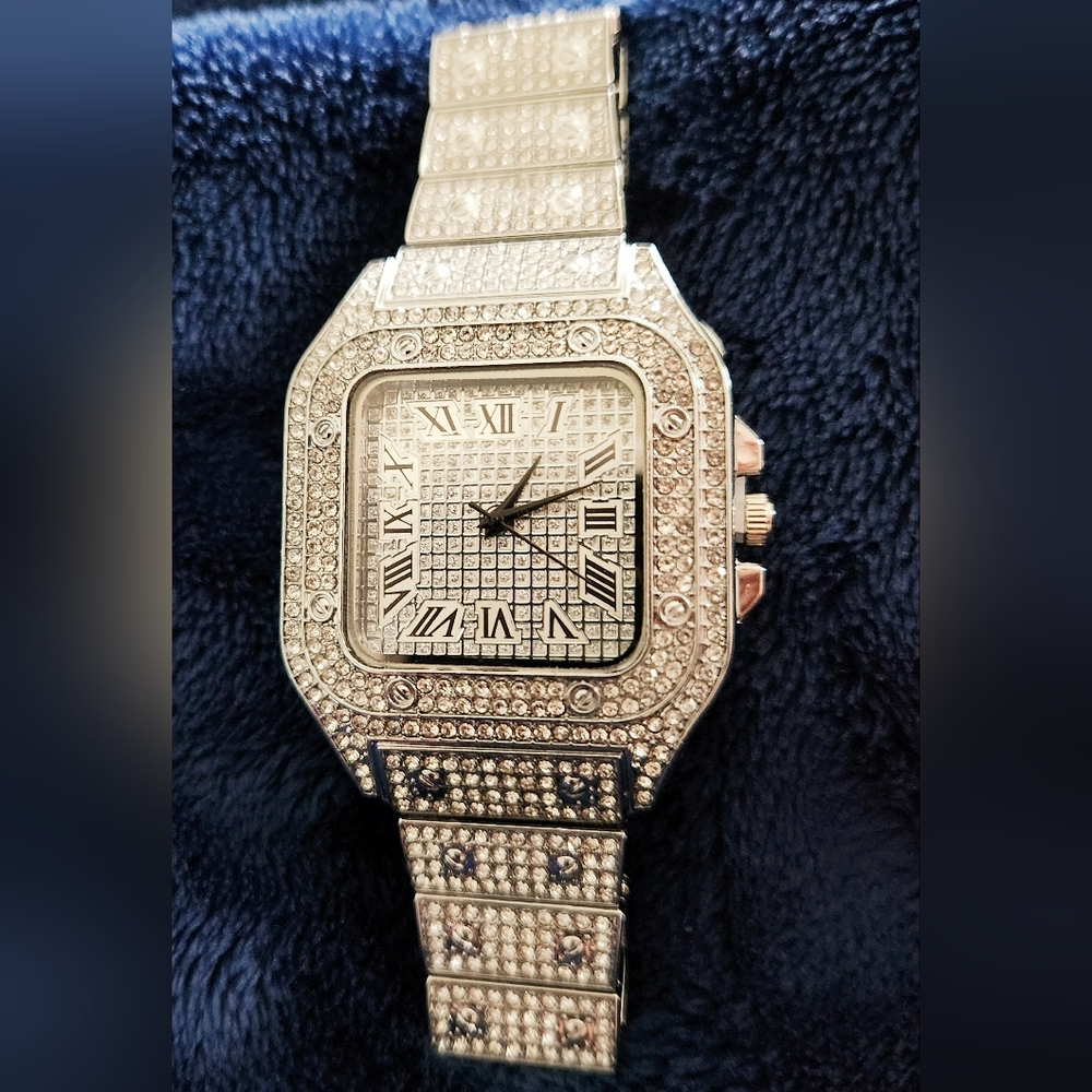 Silver watch - Picture 2 of 2